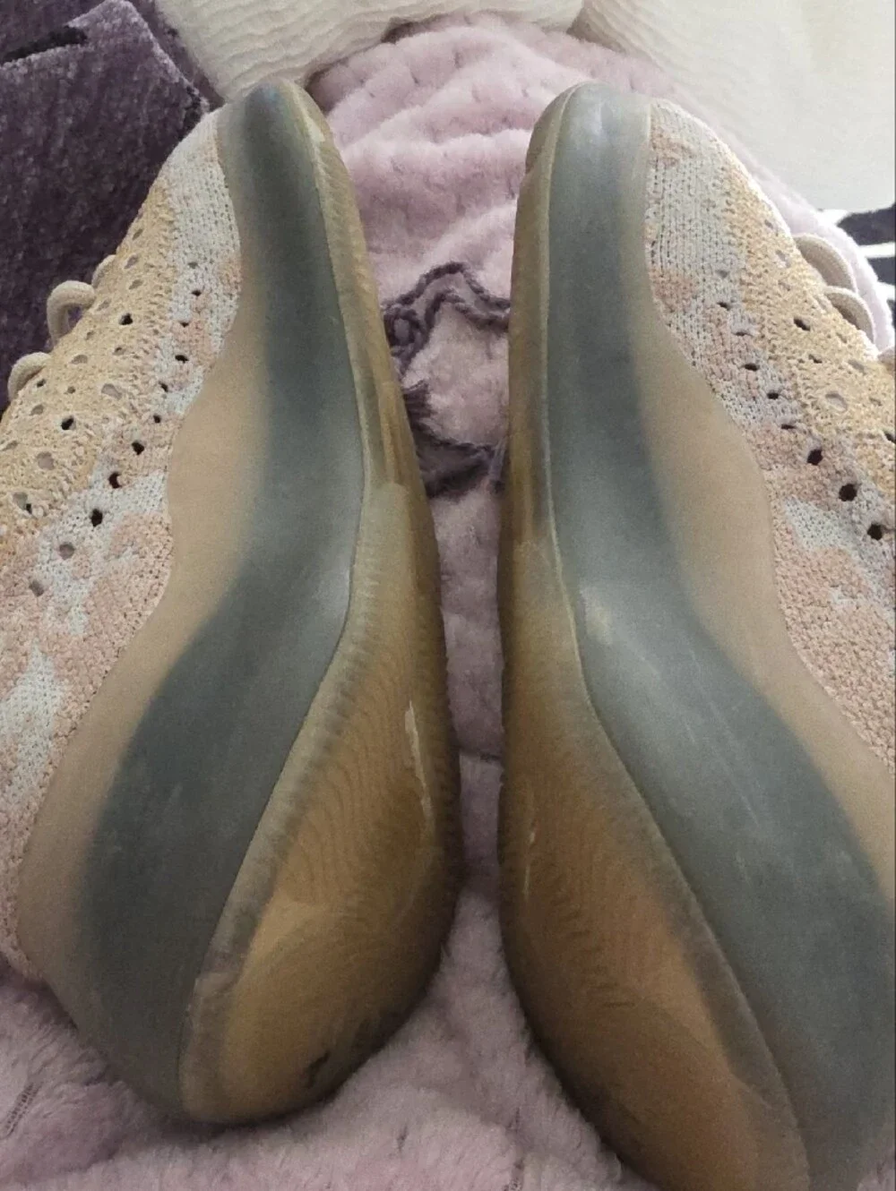 Mens Yeezy Knit Lace-Up Sneakers in Beige and Gray Sz 4
